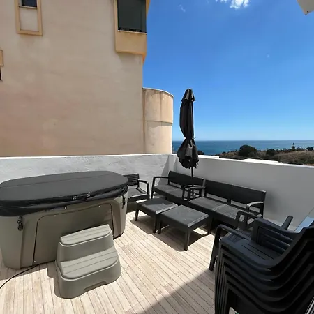 Elegant 3 Bedroom In Torrequebrada Lägenhet Benalmádena